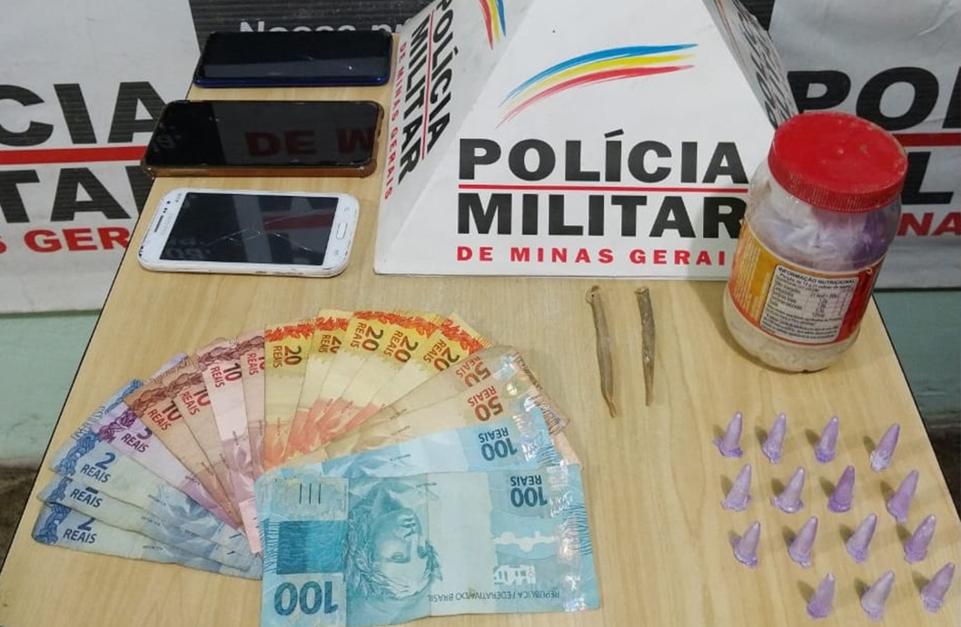 Polícia Militar prende três suspeitos por tráfico de drogas durante ocorrência de roubo no Amaro Ribeiro