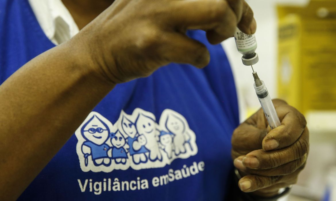 Pediatras acreditam que houve queda na vacinação durante a pandemia