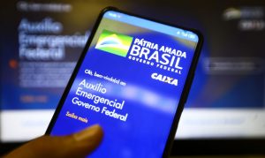 Beneficiário pode contestar suspensão de auxílio emergencial de R$ 300