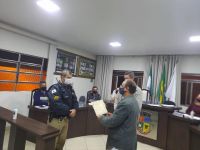Destacamento da Polícia Militar na cidade de Queluzito recebe Moção de Aplauso da Câmara Municipal