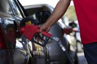 ICMS da gasolina zerado e combustível mais barato em 2022