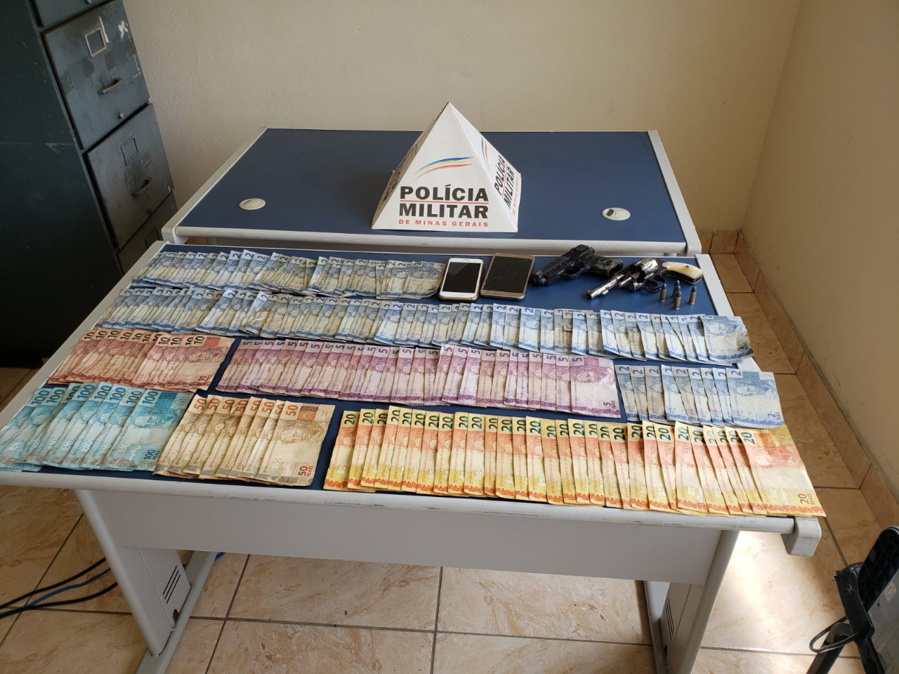 Polícia militar prende autores de assalto à casa lotérica