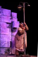 Mostra de Teatro de Ipatinga traz Teuda Bara no espetáculo “Doida”