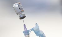 Governo de MG espera novo pico de casos de Covid-19 nos próximos dias; vacinação é essencial