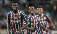 Em partida com oito gols, Fluminense supera o Atlético-MG no Maracanã Santos e Internacional empatam na Vila Belmiro