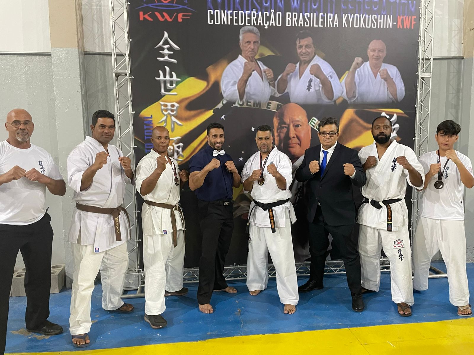 Atletas lafaietenses participam do Campeonato Brasileiro de Karatê no estado de São Paulo