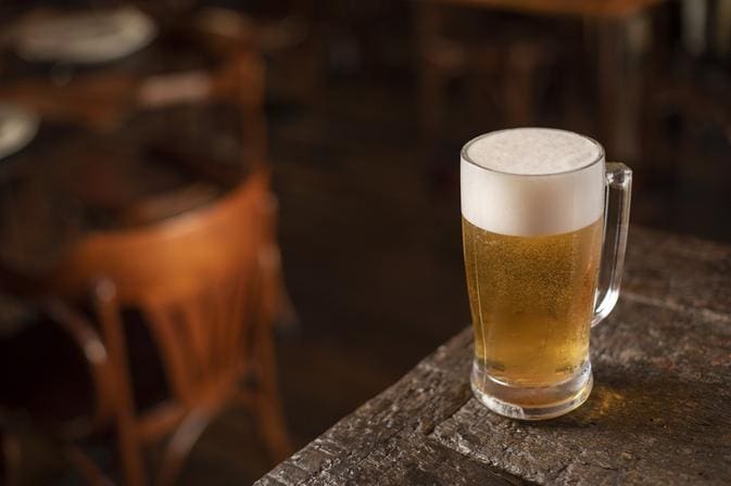 Venda e consumo de bebidas alcoólicas serão liberados no dia das eleições