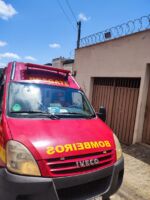 Bombeiros socorrem mulher vítima de queda no bairro Santa Matilde