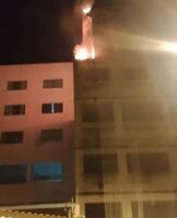 Bombeiros registram incêndio em colmeia