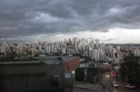 Defesa Civil de Minas alerta para previsão de chuvas intensas na semana do Natal