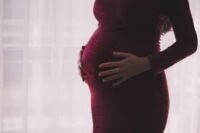Estatuto do Nascituro, que trata do aborto, é analisado na Câmara