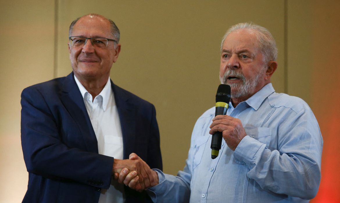Lula e Alckmin serão diplomados hoje presidente e vice-presidente