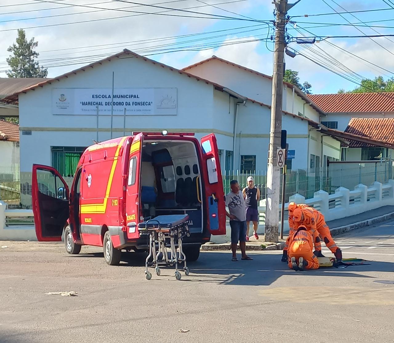 Idoso é socorrido após queda de bicicleta no bairro Santa Matilde