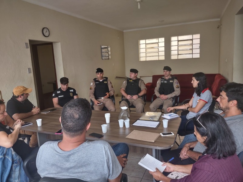 Barbacena – PCMG participa de reuniões com prefeitura, membros da segurança pública e líderes escolares