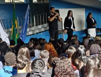 Polícia Civil participa de homenagem e hora cívica em escola da rede estadual em Barbacena