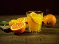 Suco de laranja: conheça os benefícios que o consumo diário pode trazer para a saúde.