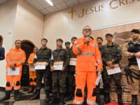 Forças da Segurança Pública recebem homenagem pela Igreja Universal.