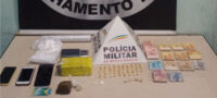 Polícia apreende 54 pedras de crack e prende dois envolvidos no bairro Boa Vista em Lafaiete.