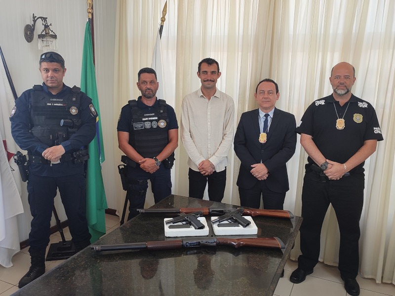 Polícia Civil realiza doação de armas para a Guarda Civil Municipal de Barbacena