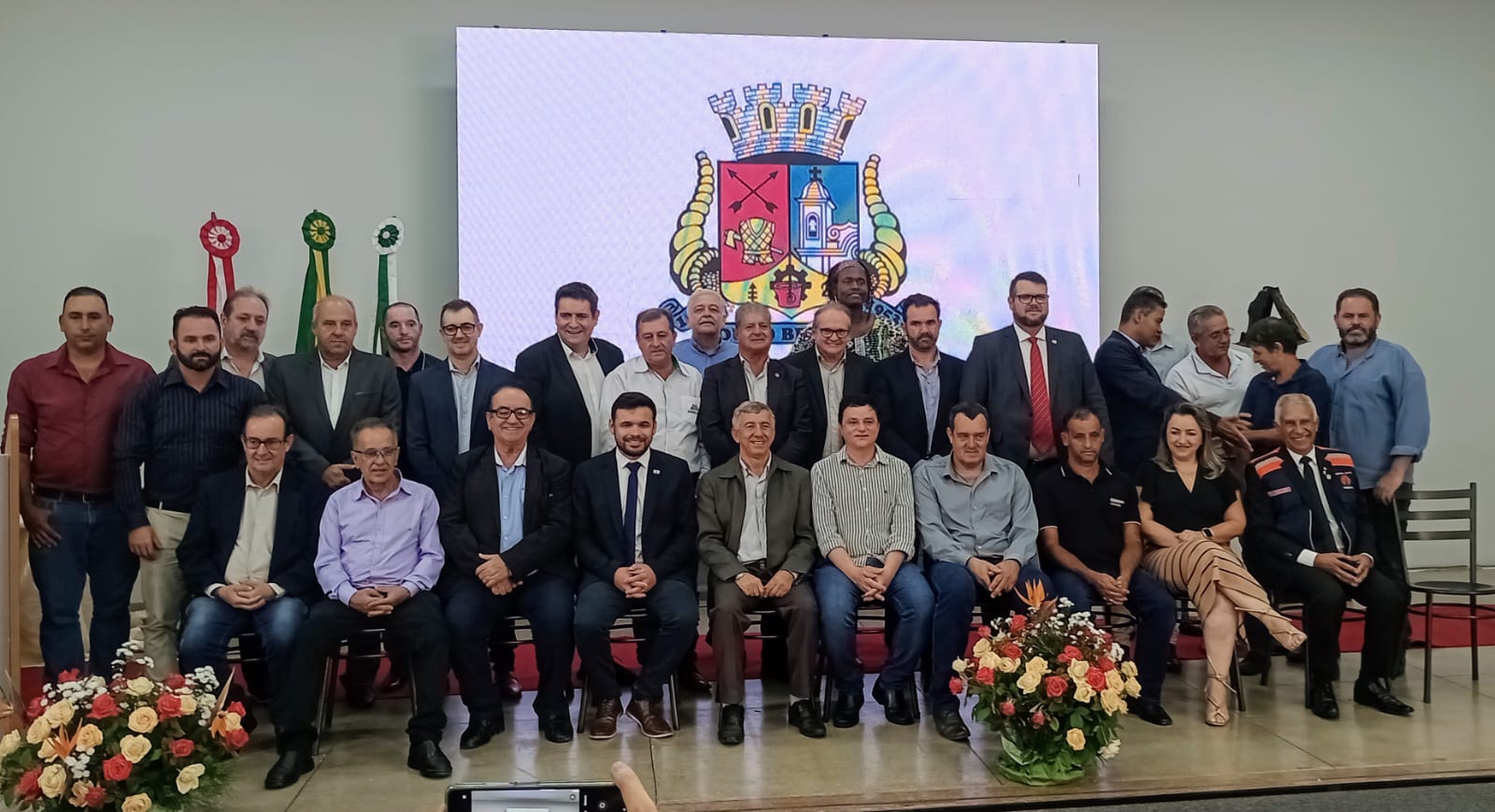 AMALPA reúne prefeitos e autoridades da região.