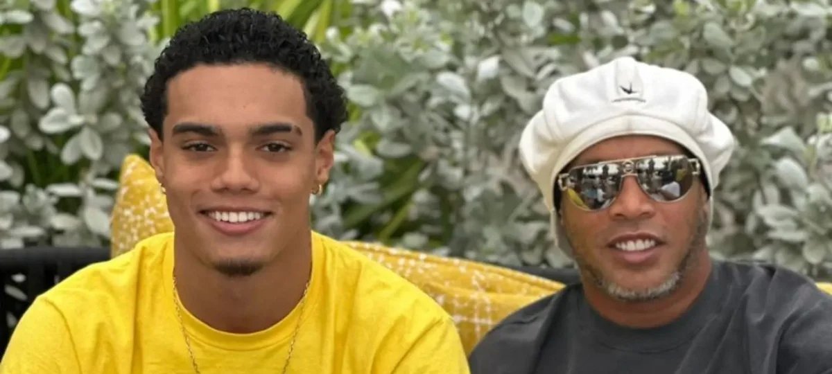Filho de Ronaldinho Gaúcho balança, diz jornal espanhol - Imagem do artigo