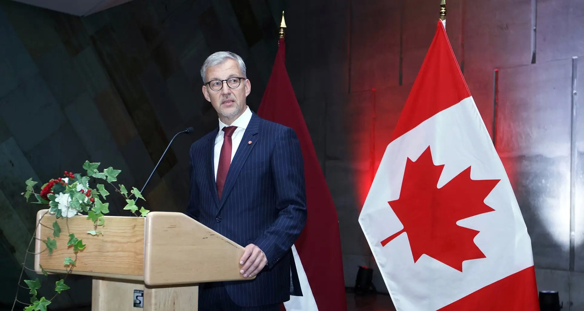 Ameaça russa exige mobilização de todos os canadenses - Imagem do artigo