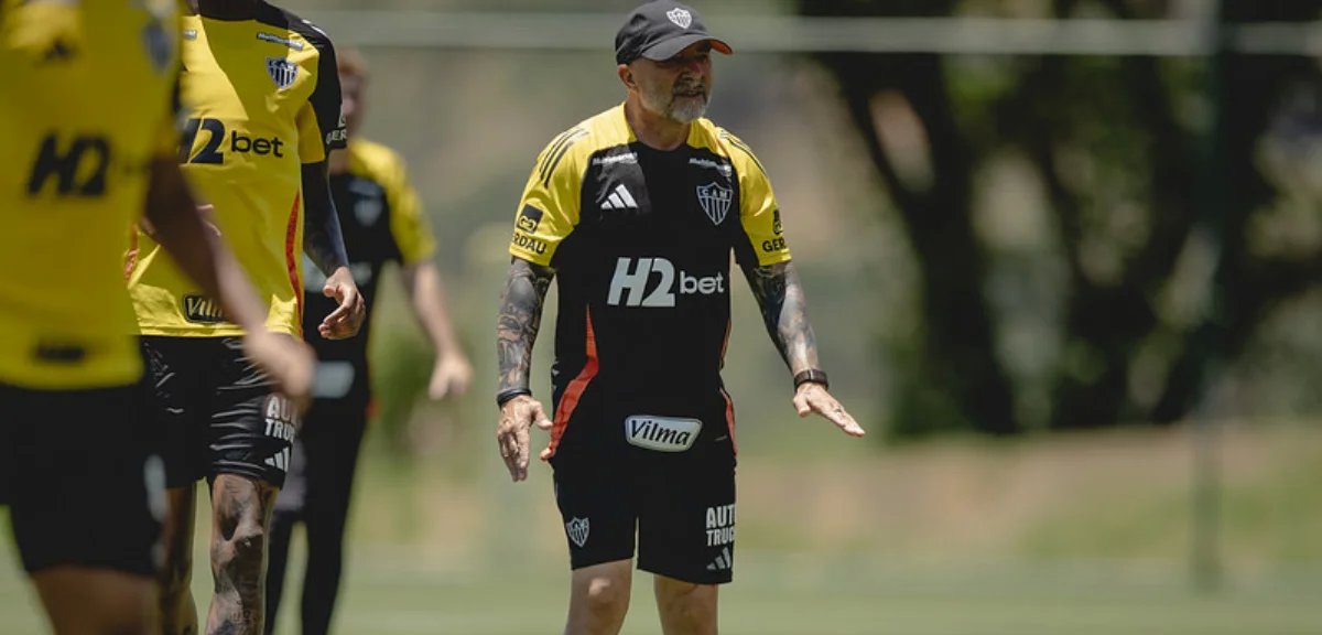 Bragantino x Atlético: confira desfalques e escalações - Imagem do artigo