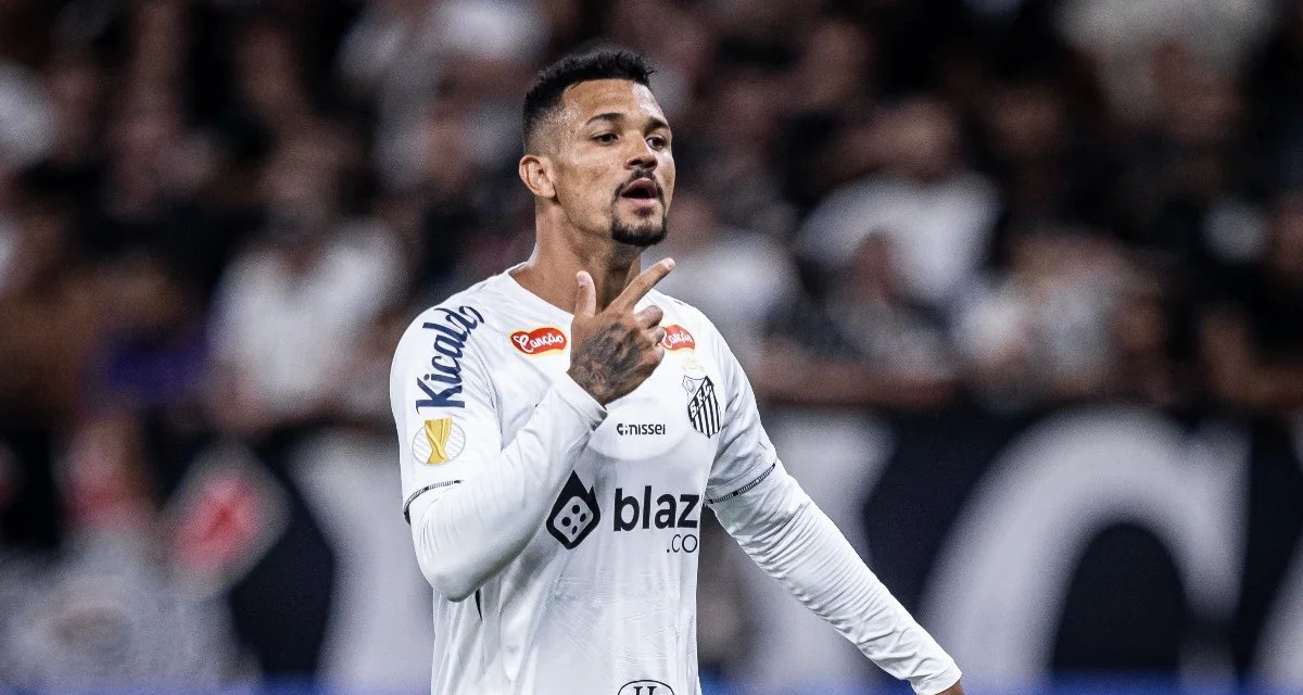 Cruzeiro vende Zé Ivaldo e Marlon e reduz folha - Imagem do artigo