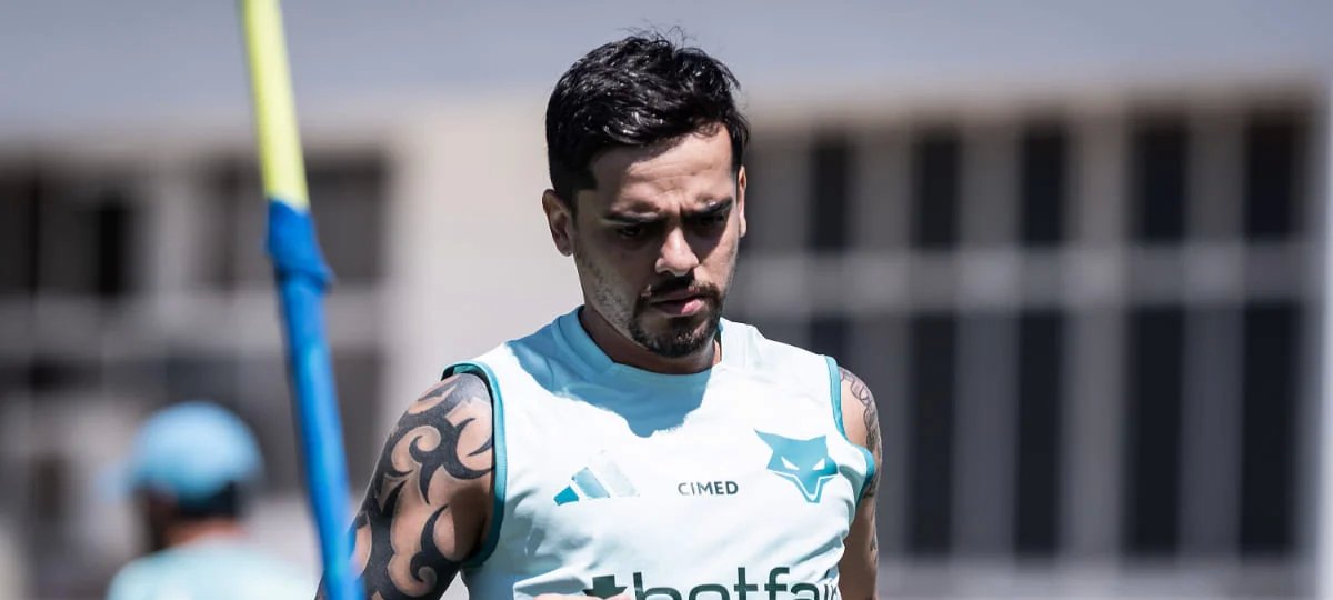 Fagner Cruzeiro: lateral volta a ser relacionado após lesão - Imagem do artigo
