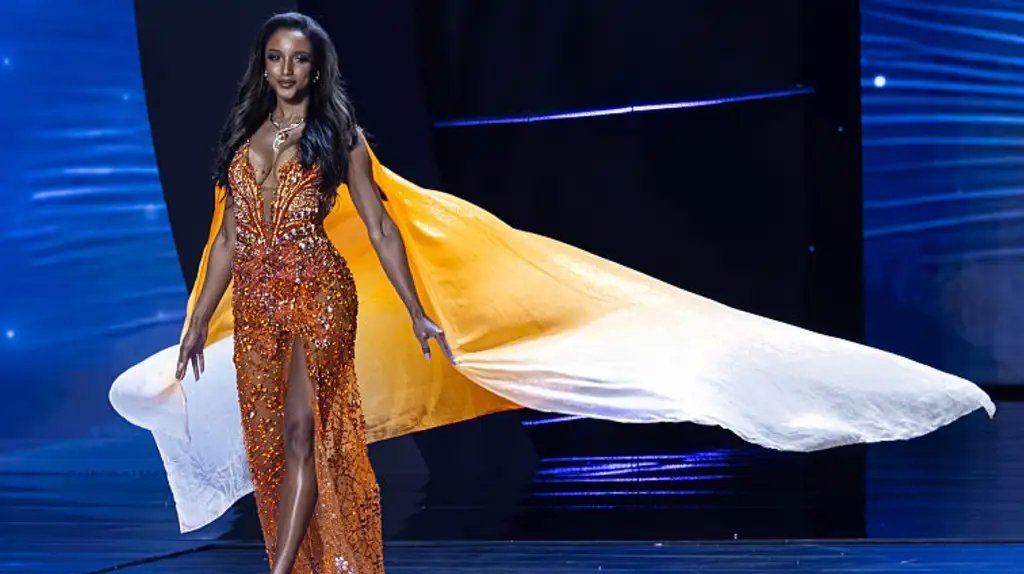 Miss Jamaica cai no Miss Universo e vai ao hospital - Imagem do artigo
