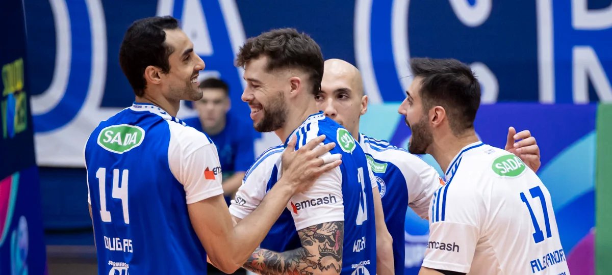 Cruzeiro vence Suzano e reassume liderança da Superliga - Imagem do artigo