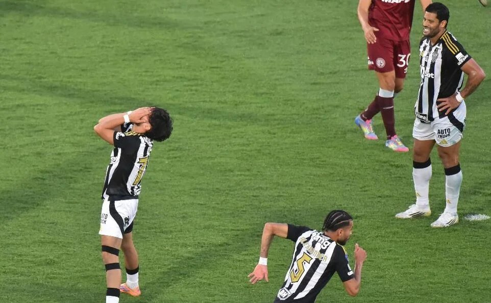 Biel Atlético Mineiro falha e vira alvo após final - Imagem do artigo