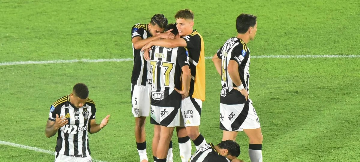 Jogadores do Atlético são questionados pela torcida - Imagem do artigo