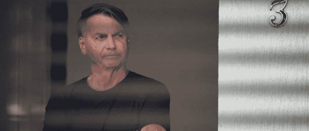 Bolsonaro recorre e tenta reverter condenação no STF - Imagem do artigo