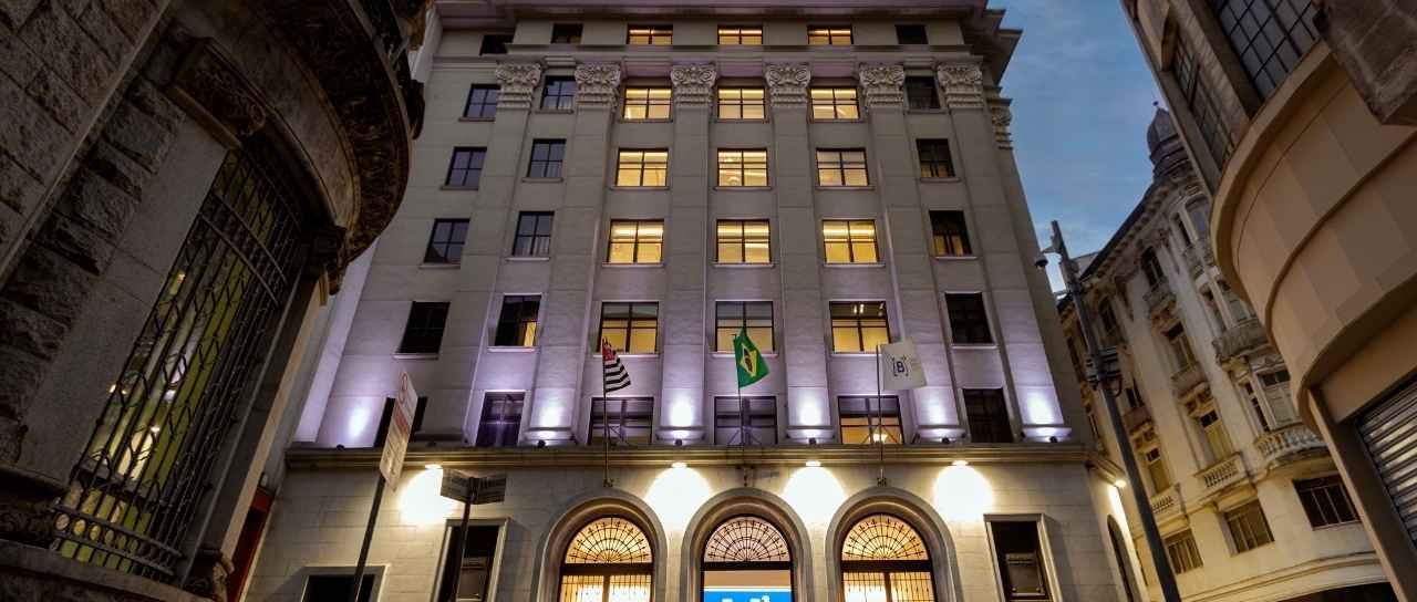 B3 aprova recompra de 230 mi de ações e projeta 2026 - Imagem do artigo