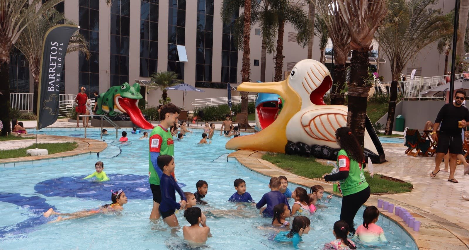Barretos Park Hotel anuncia Natal com duendes e Réveillon - Imagem do artigo