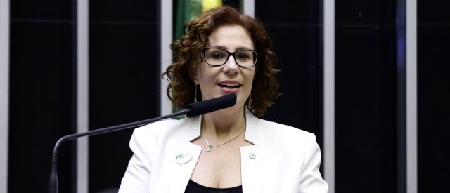 Carla Zambelli renuncia; suplente assume na Câmara - Imagem do artigo
