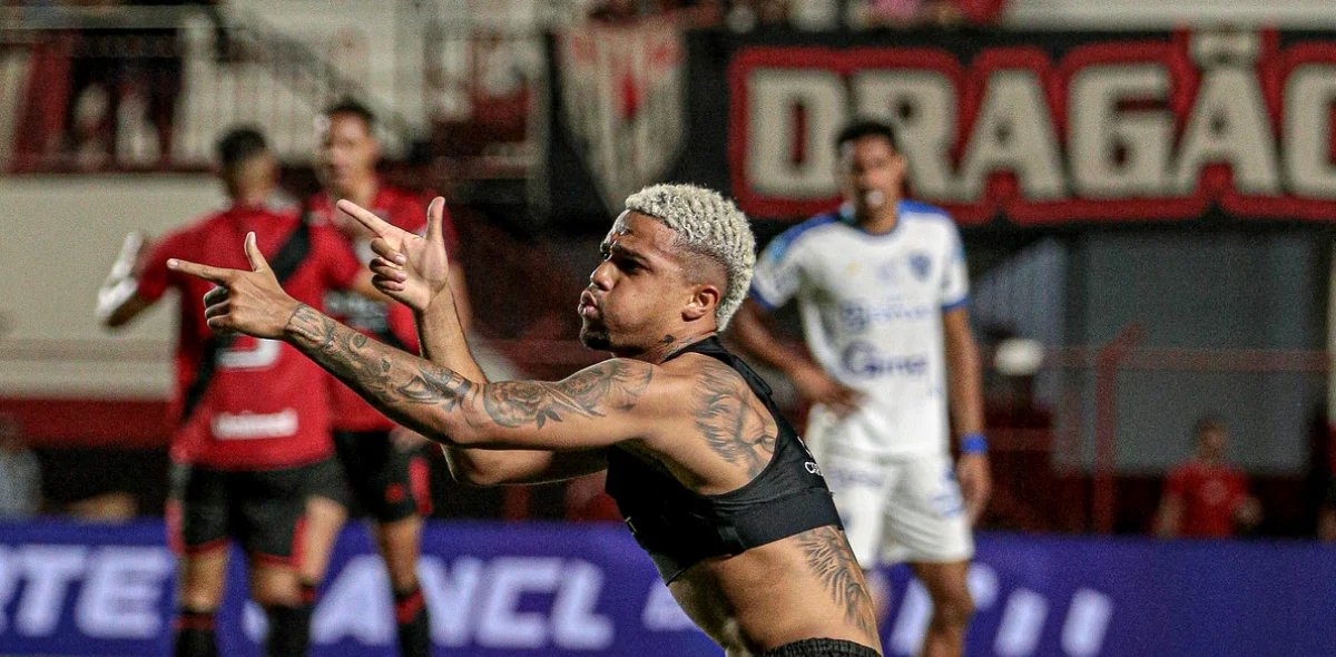 Robert Santos se destaca no Atlético-GO na Série B - Imagem do artigo