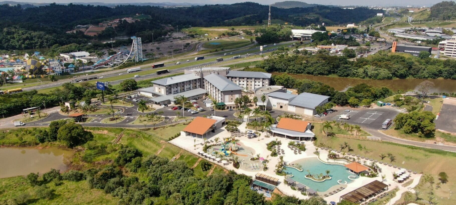 Cyan Resort Itupeva divulga Natal e Réveillon 2025 - Imagem do artigo