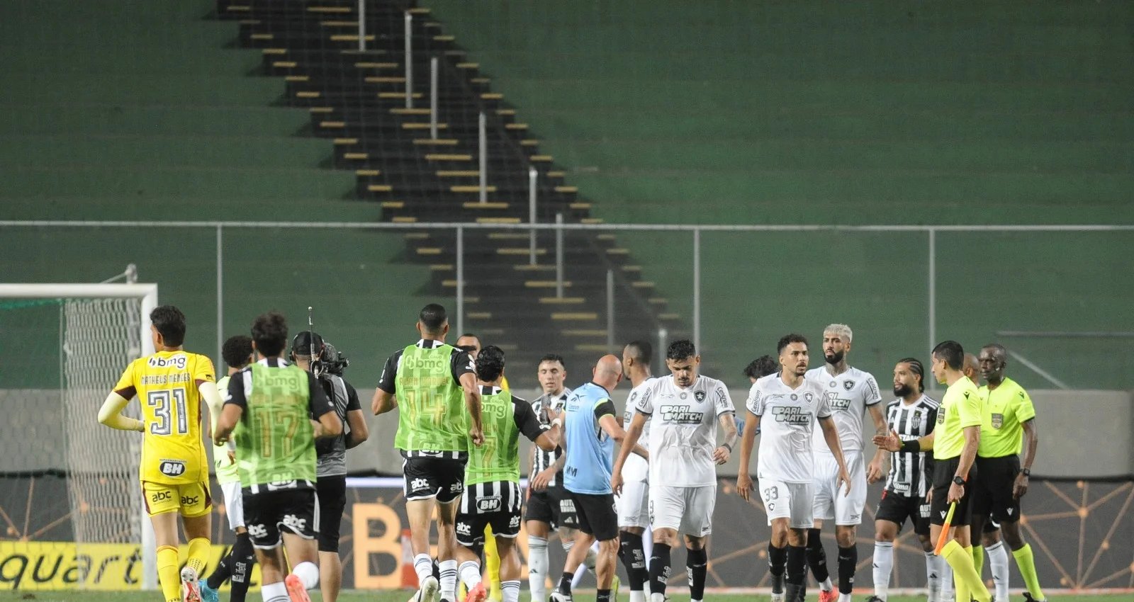 Luiz Henrique explica tumulto com Atlético: time fraco - Imagem do artigo