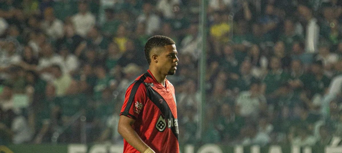Atlético empresta meia Robert à Chapecoense até 2026 - Imagem do artigo