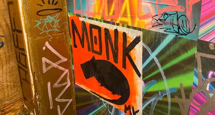 Monk artista urbano transforma luto em arte pelas ruas - Imagem do artigo