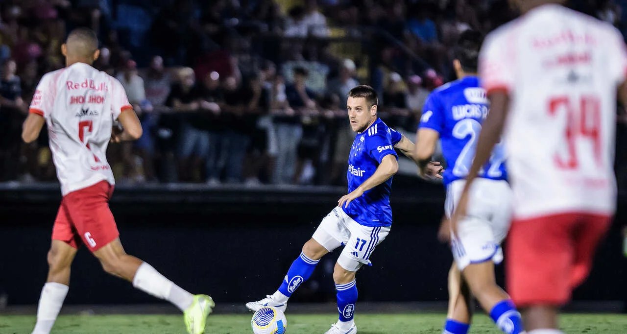 Ramiro ex-Cruzeiro se emociona ao lembrar de Renato Gaúcho - Imagem do artigo