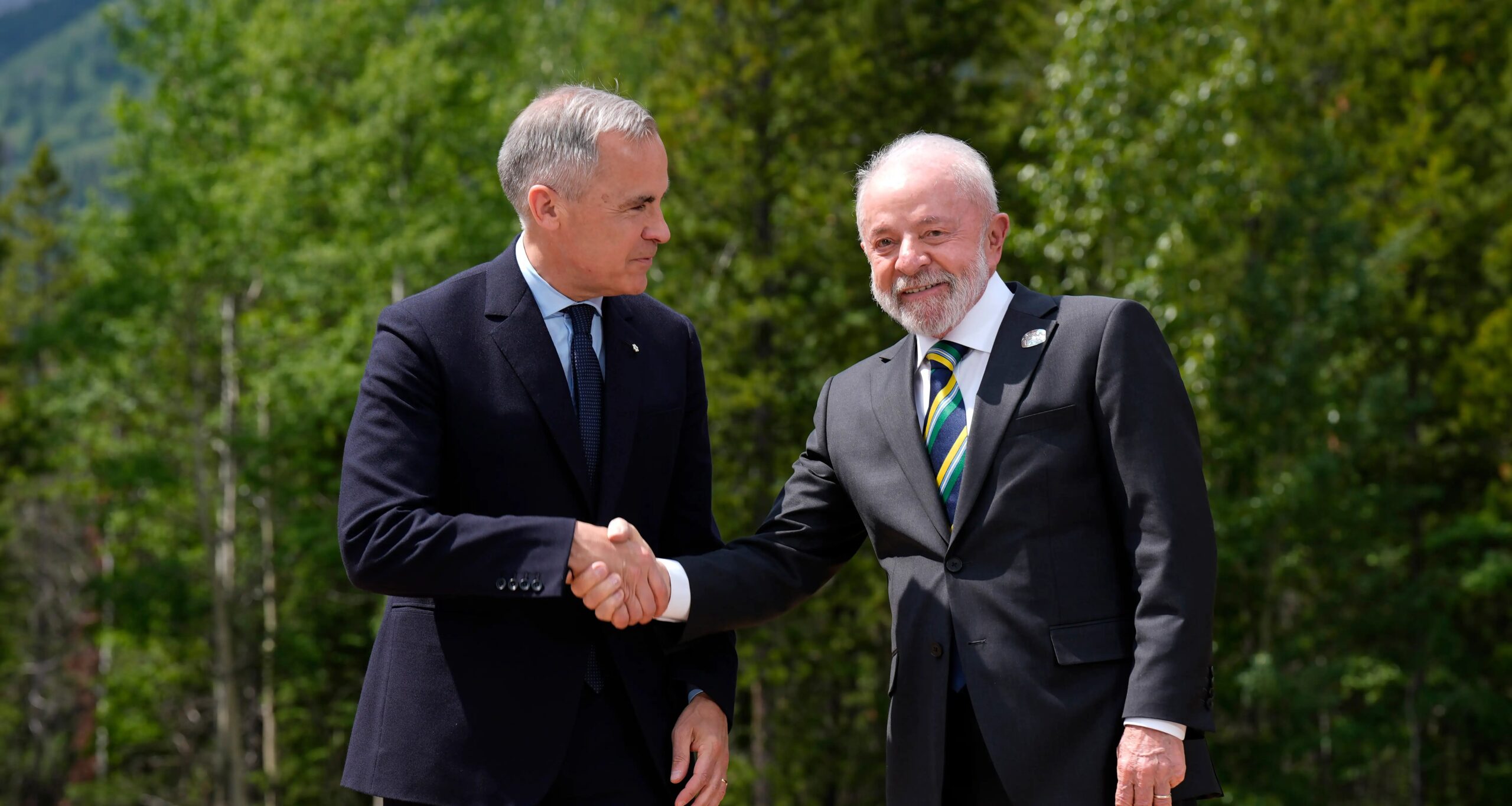 Lula convida Carney ao Brasil em abril e condena ação dos EUA - Imagem do artigo