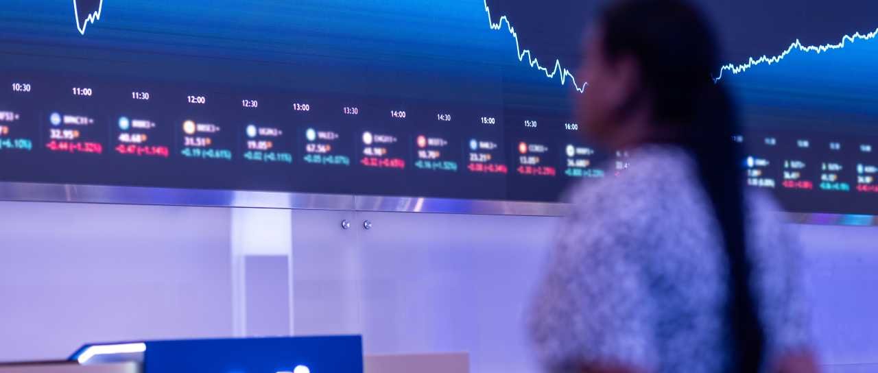 Day trade: B3SA3 em compra e BRAV3 em venda hoje - Imagem do artigo