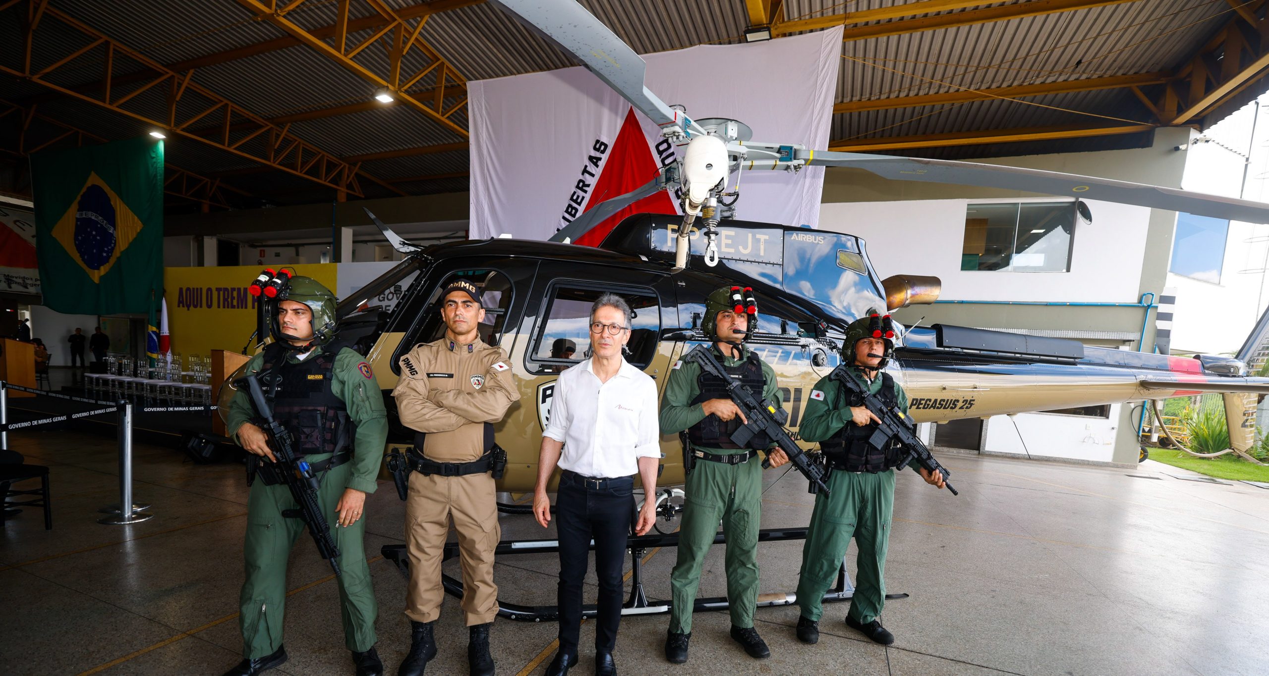 Helicóptero reforça Polícia Militar de Minas Gerais - Imagem do artigo