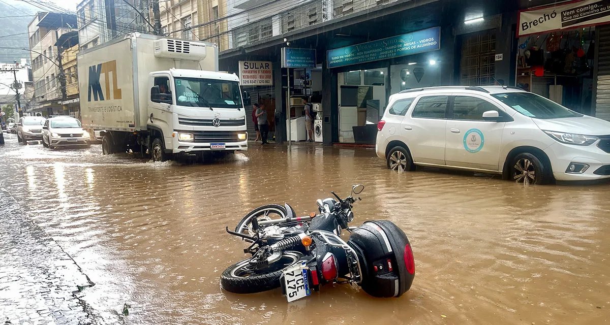 Temporal em Juiz de Fora revela falhas na drenagem urbana - Imagem do artigo