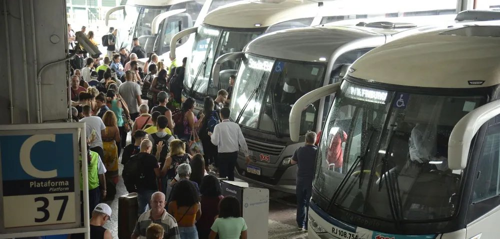 Carnaval: 602 mil viajarão pelos terminais rodoviários de SP - Imagem do artigo