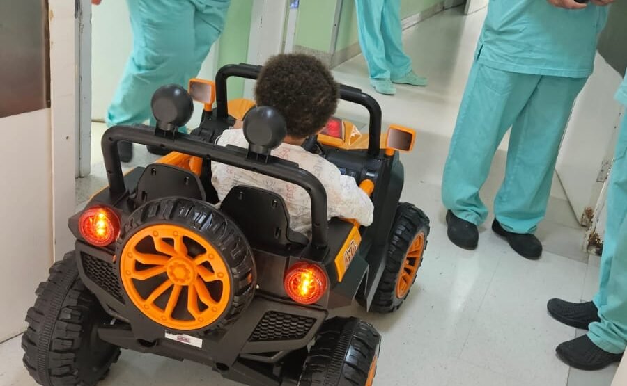 Hospital João XXIII adota carrinho elétrico para crianças - Imagem do artigo original