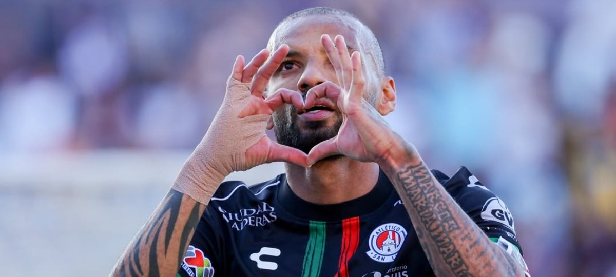 JP Galvão brilha no México e lidera gols no San Luis - Imagem do artigo